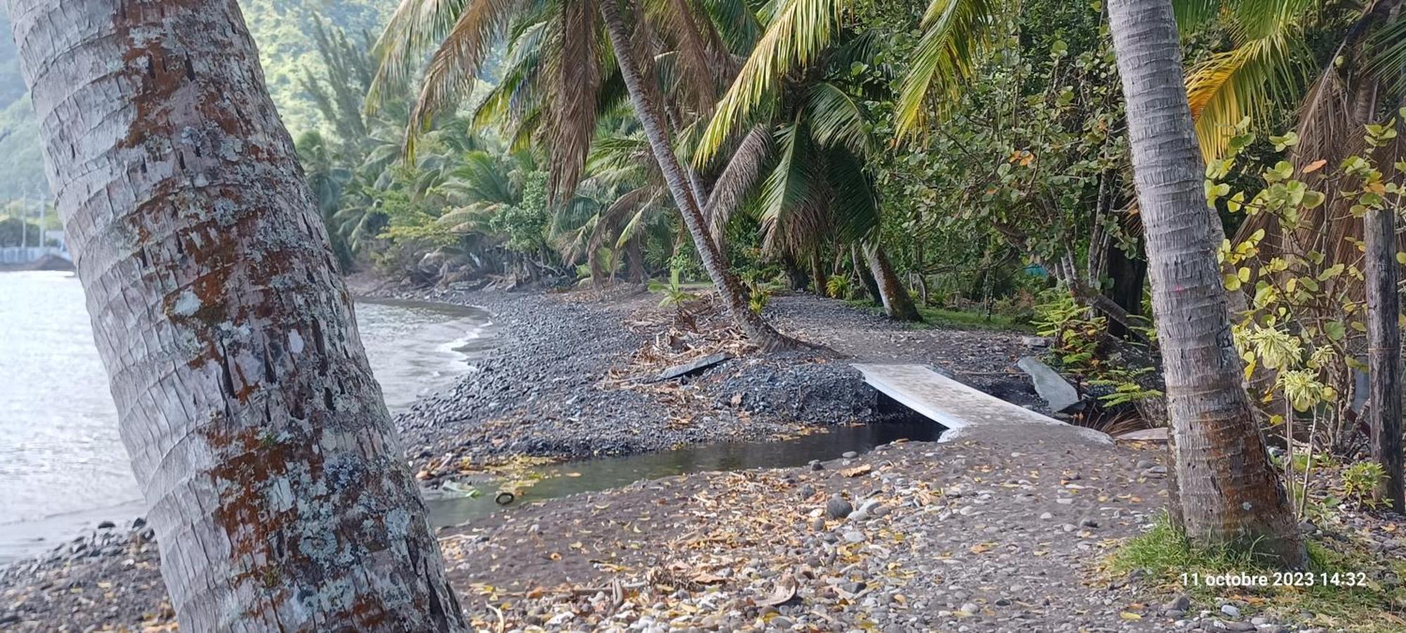 Hava'E Lodge Teahupoo Ngoại thất bức ảnh
