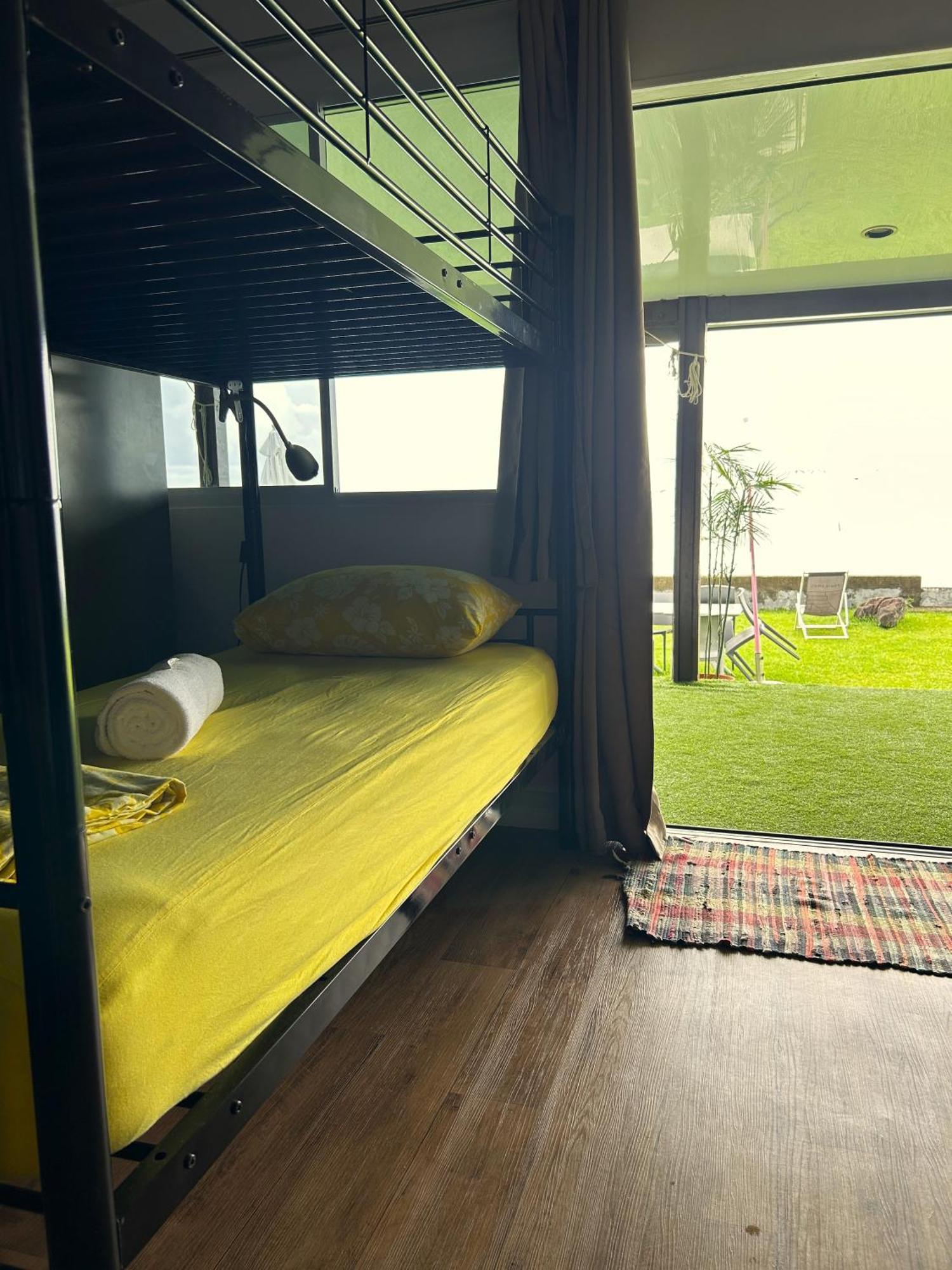 Hava'E Lodge Teahupoo Ngoại thất bức ảnh