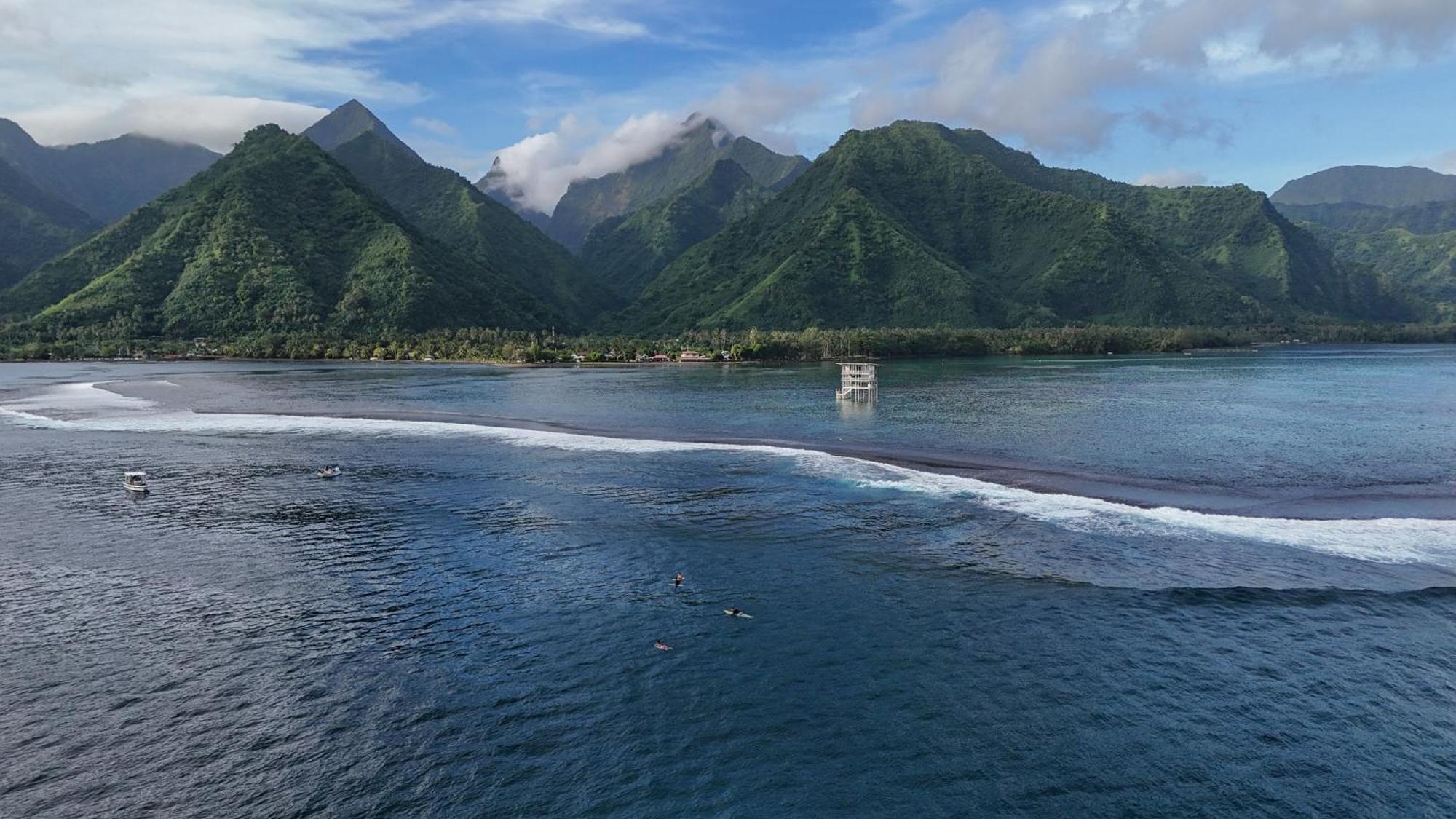 Hava'E Lodge Teahupoo Ngoại thất bức ảnh